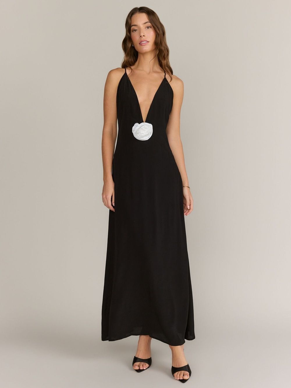 FORE Black Solid V-Neck Adjustable Strappy Open Back Maxi Slip Dress S
